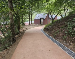 계룡산국립공원 생태탐방원 조성공사 관급자재(흙콘크리트)