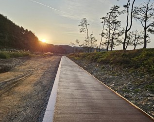 동진천·성황천종합관광활성화(행복스테이플랫폼)산책로조성사업(흙콘크리트)